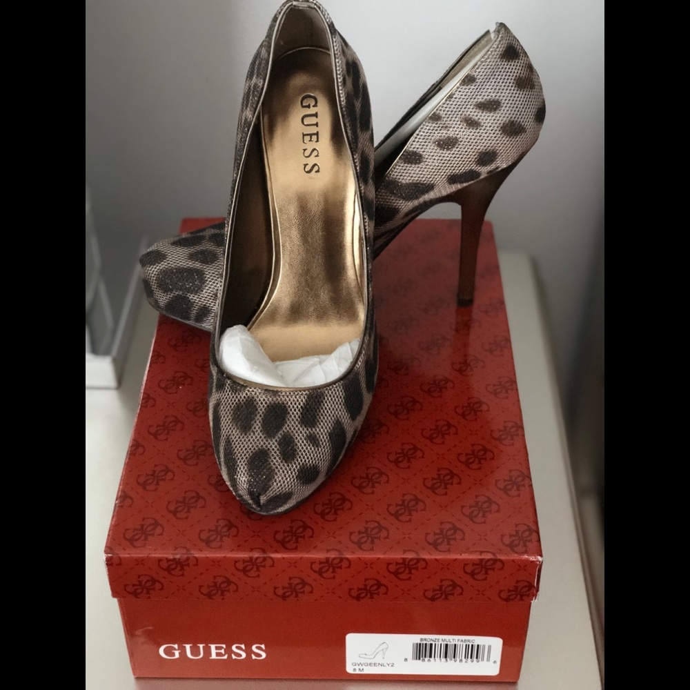 GUESS GEENLY PLATFORM HEEL